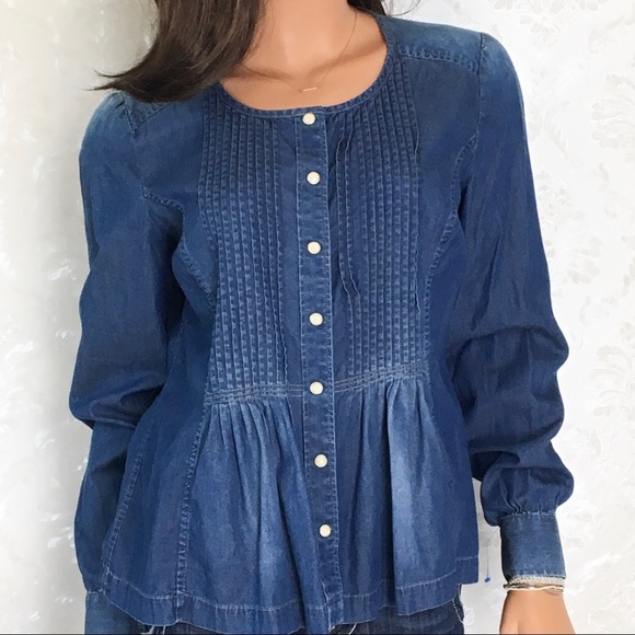 Lucky Brand Tops - Lucky Brand Denim Pintuck Peasant Blouse Lucky Brand Tops - Lucky Brand Denim Pintuck Peasant Blouse